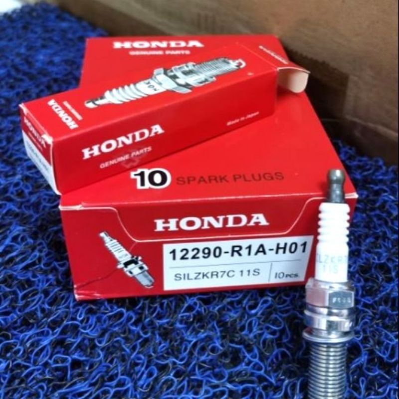 0NGK IRIDIUM SPARK PLUG 12290-R1A-H01 สําหรับ Honda Civic FB HRV T2A (SILZKR7C-11S)