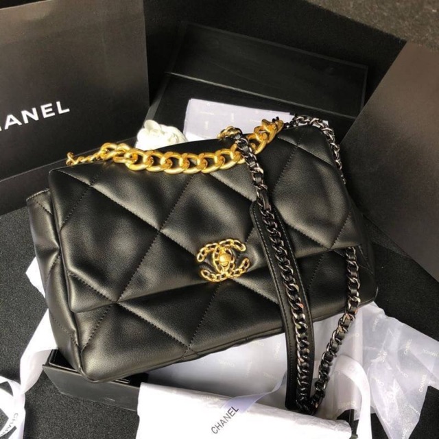 Chanel 19 size30cm สีดำ ️รูปถ่ายจากงานจริง️