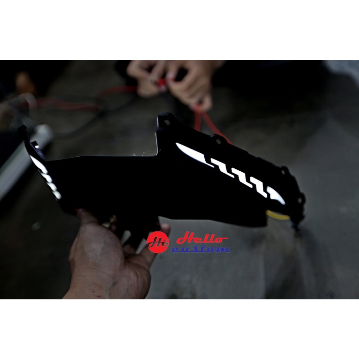ไฟหรี่กาบข้าง RGB NEW AEROX 2021 - 2024 (แค่ไฟหรี่ไม่รวมไฟท้าย)