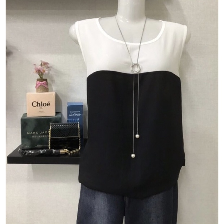 [USA PRODUCTS] CHINFON SLEEVELESS SHIRT - FOREVER 21