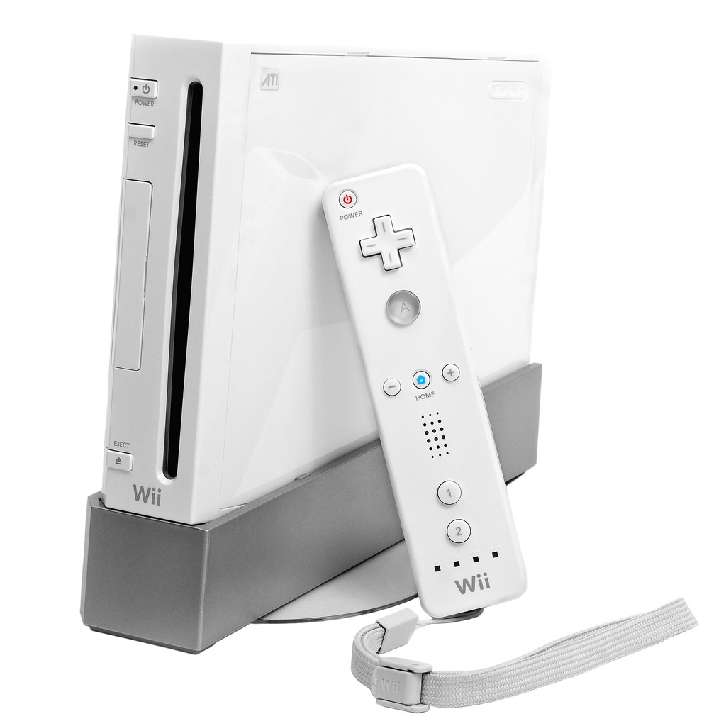 Nintendo Wii สีดำ สีขาว แปลงแล้ว พร้อมเกมส์เต็มความจุที่เลือก อุปกรณ์ครบกล่องพร้อมเล่น รองรับไฟ