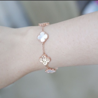 Mardi Jewelry สร้อยข้อมือใบโคลฟเวอร์ Clover Bracelet