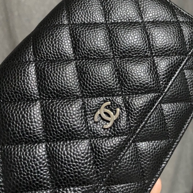 Chanel woc holo25 used caviar black