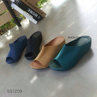 🌷มาล้าว ใครรอรีบค่ะ ขายดีระเบิด🌷  1209 : ราคา 550 บาท  ชื่อสินค้า : Wedge shoe2.5 งานว้าวๆๆ เตารีด