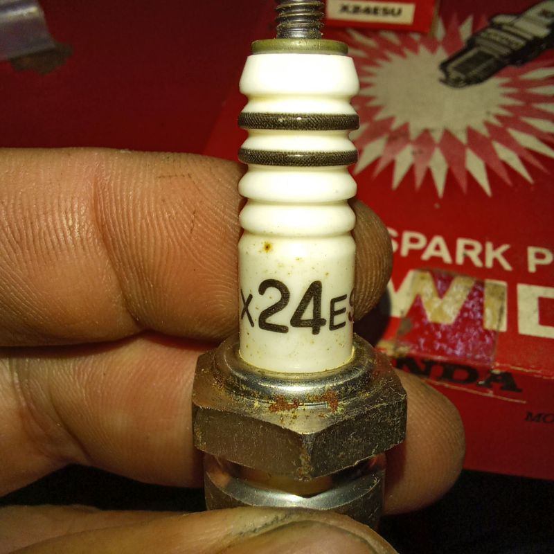 หัวเทียน ND Spark Plugs Wide X24ESU  by Asian honda รหัสอะไหล่ฮอนด้า 98069-58727 เท่ากับNGK D8EA - รูปที่ 5