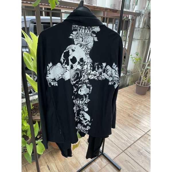 งานญี่ปุ่น เสื้อสีดำแต่งลายด้านหลัง ผ้าไม่หนาแขนยาว งานป้าย Xfrm งานเสื้อคลุมวินเทจ