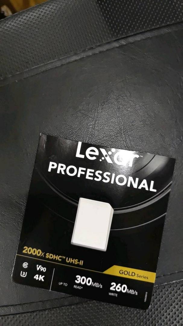 限定価格Lexar Professional 2000x 32GB SDHC UHS-II Card LSD32GCBNA2000R 最高級