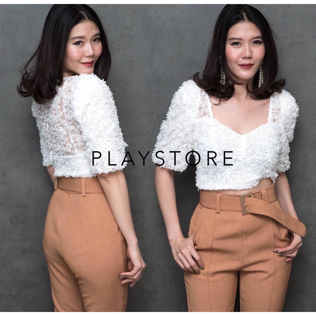 (ms1)เสื้อครอปดอกไม้3D แขนสั้น คอสี่เหลี่ยมอกเว้า ด้านหน้ามีซับใน #ms1 #งานป้ายmirrorsister's #เสื้อ