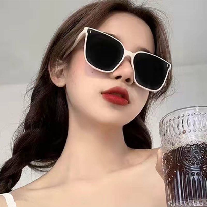 Gm Sunglasses Female Influencer Same Style Trendy Big Face Slimmer Look White New Anti 2333