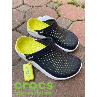 หิ้วนอกOutlet!! CROCS LiteRide Clog รองเท้าลำลองสำหรับผู้ใหญ่ นิ่มเบาสบายเพื่อสุขภาพเท้าที่ดี