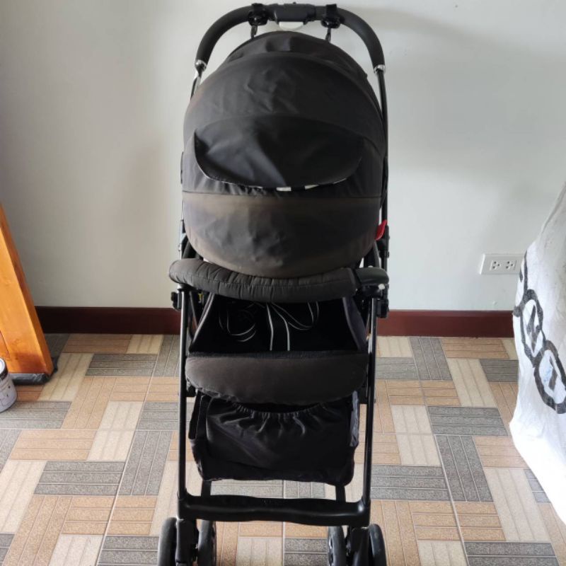 ‼️ Sale ‼️Aprica รุ่น Luxuna Cushion สีน้ำตาล ตำหนิหลังคาเฟด ✌️