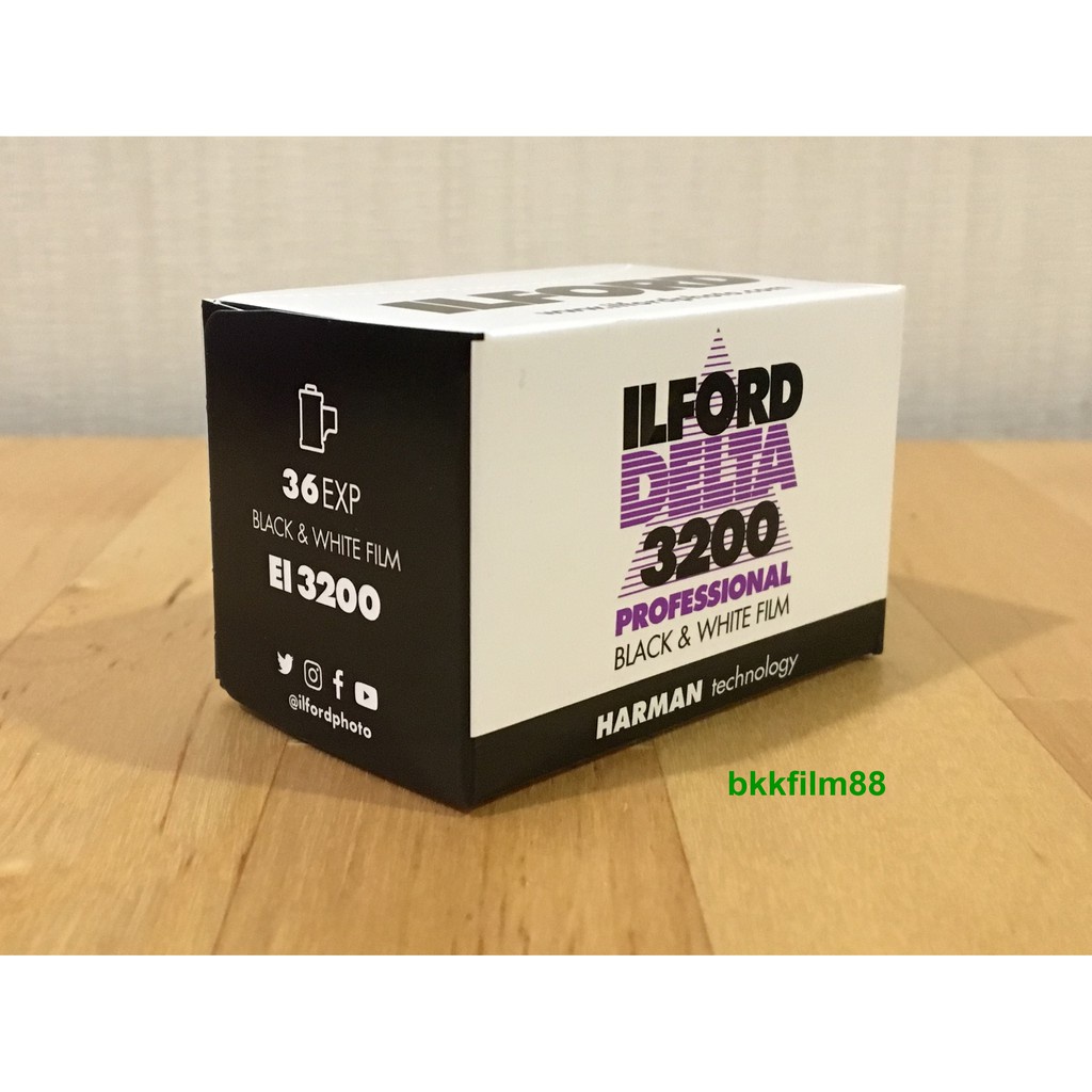ฟิล์มขาวดำ ILFORD DELTA 3200 Professional 35mm 135-36 Black and White Film