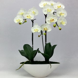 OrientalFineArt  ดอกกล้วยไม้ปลอม Phalaenopsis ดอกไม้แต่งบ้าน กล้วยไม้ปลอมจัดในกระถางเซรามิคทรงเรือสีขาว(AM-10-W F9)