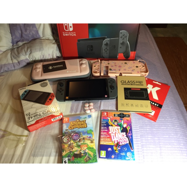 Nintendo switch ประกันเหลือ 8 เดือน NADZ แถมของเยอะมาก รวม 5000 บาท