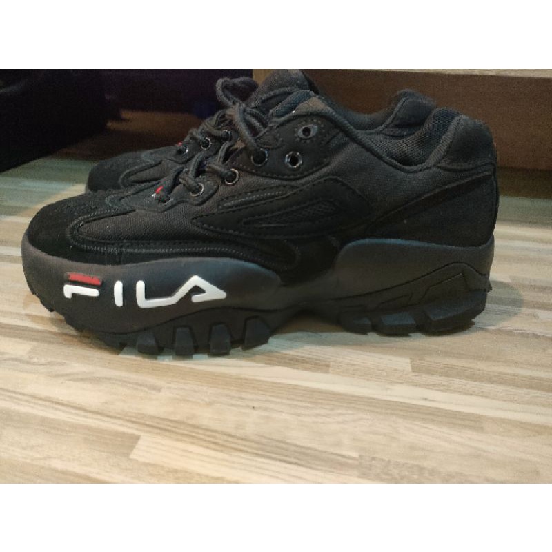 รองเท้าผ้าใบ FILA แท้