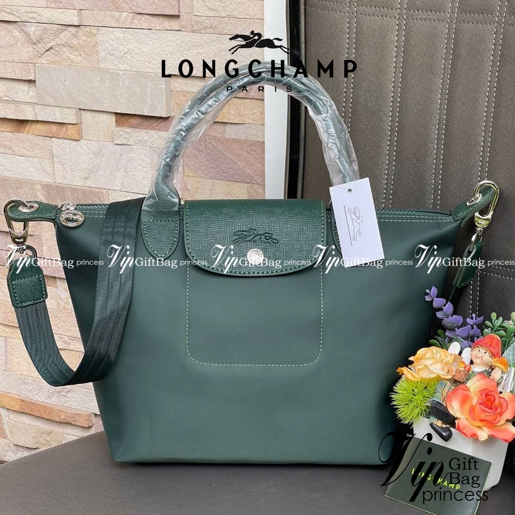 Longchamp Le Pliage Neo Size S มาพบกับกระเป๋ารุ่นยอดนิยม ที่สาวๆ ต้องมีไว้เก็บไว้สักใบ กระเป๋าโท้ทใบ