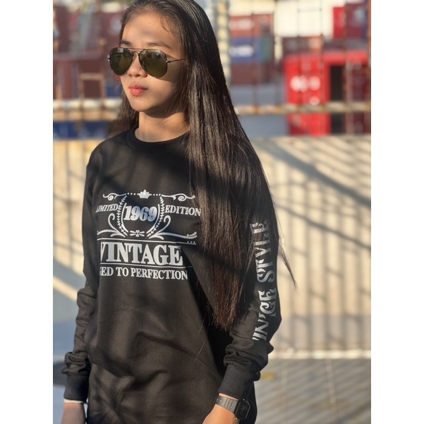เสื้อทรงเชอร์ๆ วินเทจสไตล์ คอกลมเเขนยาวพิมพ์ลาย