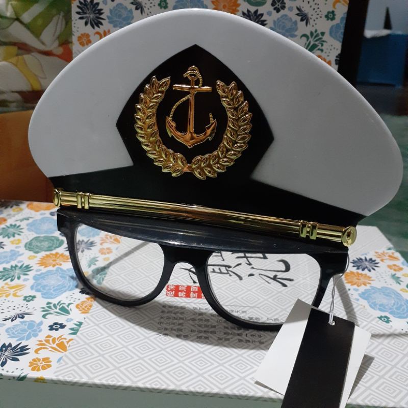 แว่นตาแฟนซี ทหารเรือ
