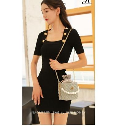 ต้องการมากที่สุด.. Naomi jims Honey / naomi mini bag jims Honey
