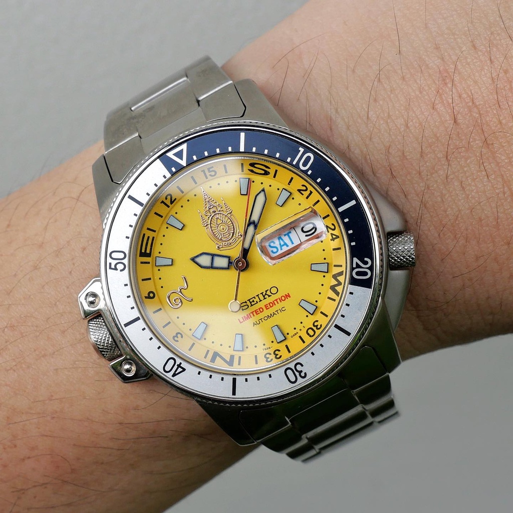 Seiko Limited Edition นาฬิกาเฉลิมพระเกียรติ 80 พรรษา พร้อมกล่อง สายสะสม ไม่ควรพลาด