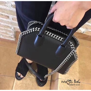 กระเป๋าBlack Falabella Box Mini Bag