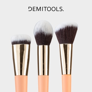 LOOK AT ME BRUSH SET ชุดแปรงแต่งหน้า คอนทัวร์ ไฮไลท์ ปัดบลัชออน