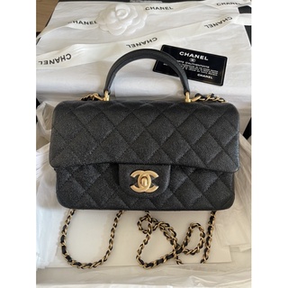 New chanel mini8” top handle black holo31