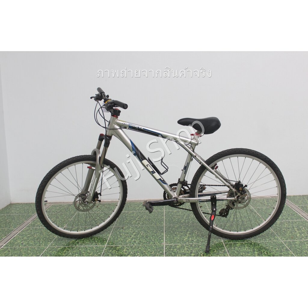 จักรยานเสือภูเขาญี่ปุ่น - ล้อ 26 นิ้ว - มีเกียร์ - อลูมิเนียม - มีโช๊ค - GT - สีเงิน [จักรยานมือสอง]