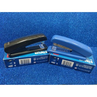 Deli 0312 Stapler เครื่องเย็บกระดาษ 20 แผ่น คละสี 1 ชิ้น เครื่องเย็บกระดาษ ที่เย็บกระดาษ เครื่องเย็บ แม็คเย็บ สำนักงาน