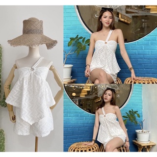 White Lace Story set  ชุดเซ็ทผ้าฉลุ  เสื้อ+กางเกงขาสั้น ชุดเที่ยวทะเล ชุดไปคาเฟ่