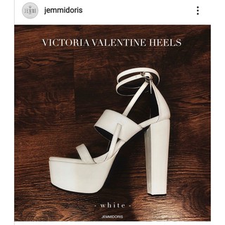 VICTORIA HIGH HEELS (WHITE)