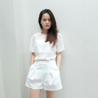 White Scuba Shorts (กางเกง)