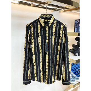 VERSACE CHAIN PINSTRIPE SHIRT เสื้อเชิ้ตคอปกแขนยาว แบรนด์เวอร์ซาเช่ ผ้า silk สีดำ ลายปริ้นท์โซ่สีทอง