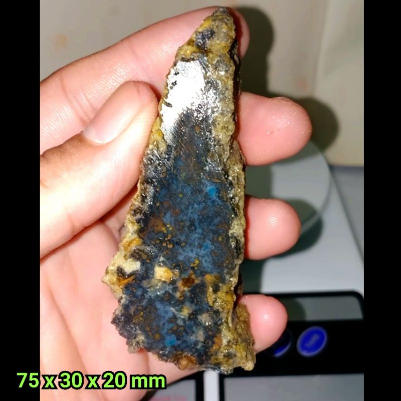 Original Doko Majiko Blue Z Reading Material Can TouchScreen.. ไฟฉายโปร่งแสง.. 75x30x20 มม.. 68 กรัม