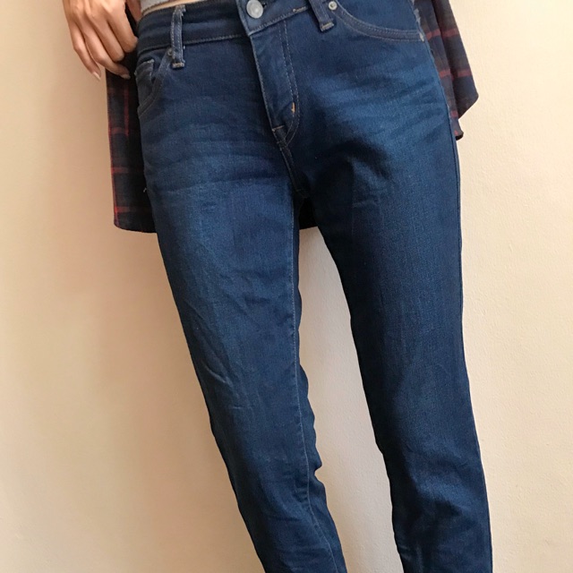 Dark Blue Jeans - @zara