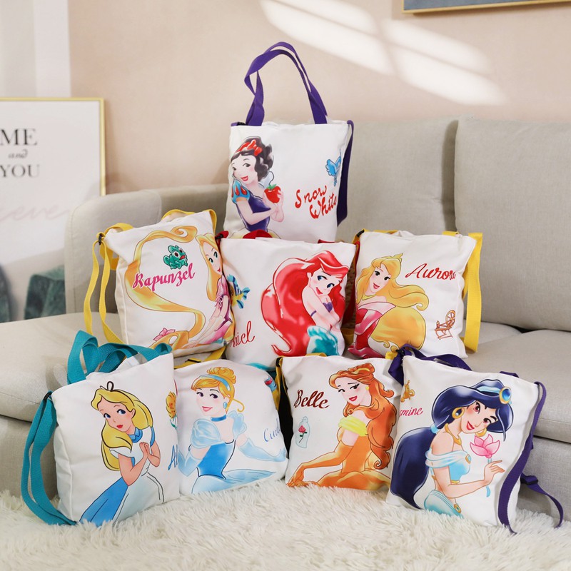 กระเป๋าสะพาย ลาย เจ้าหญิงดิสนีย์ Snow White/ Alice/ Belle/ Jasmine/ Ariel/ Cinderella/ Rapunzel/ Aurora (พร้อมส่ง)
