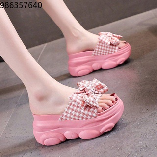 Sloping shoes European and American thick -bottom fashion summer slopes heights of sandals