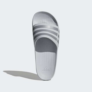 [ลด 15% ใส่โค้ด NEWS375] รองเท้า adidas  Duramo Slide B44298