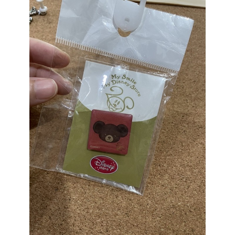 พิน disney store / disney pin / เข็มกลัดดิสนี่ย์⭐️