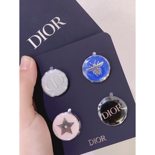 ⭐️แท้จากเคาน์เตอร์เครื่องสำอางค์⭐️Dior เข็มกลัดแบบหมุด 4 แบบ signature เก๋ๆๆ⭐️