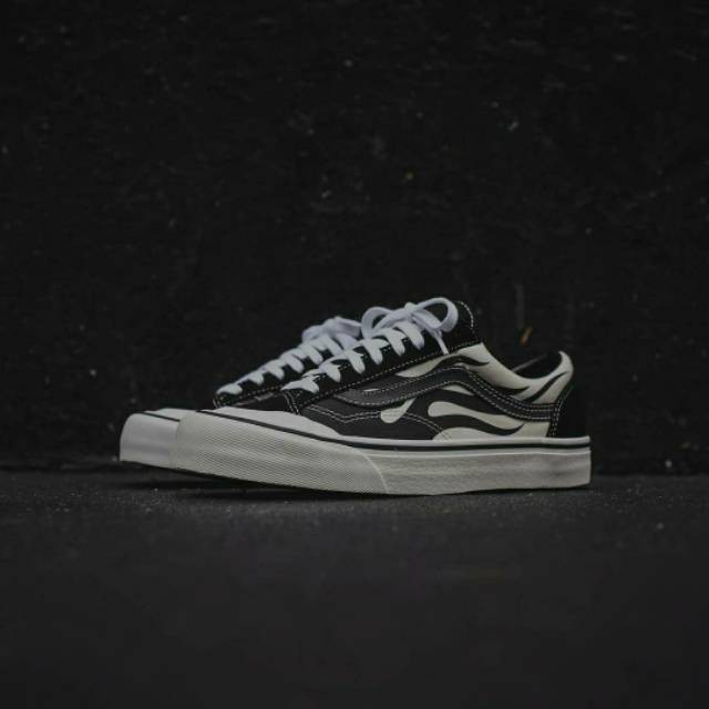 vans style 36 sf flame