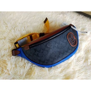 COACH (( รุ่น13นิ้ว ))Navy blue Brand : Coach Rivington Belt Bag In Colorblock With Coach Patch