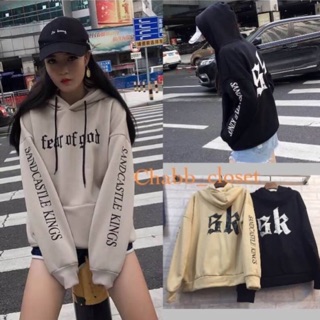 👑เสื้อคลุมมีฮู้ด แต่งสกรีนลายด้านหน้าและด้านหลัง
