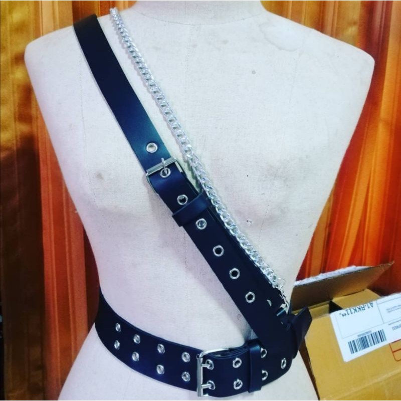 สายหนังรัดตัว รุ่นพี่บอย Harness Handmade