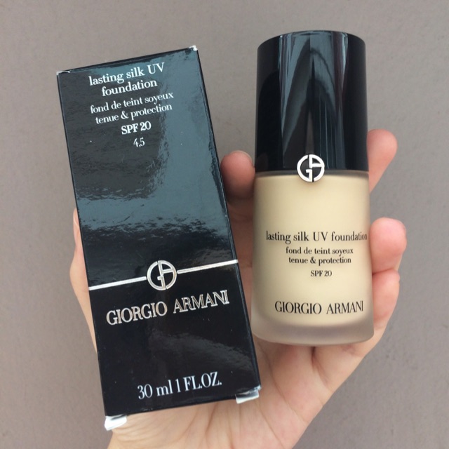 รองพื้น Giorgio armani lasting silk uv foundation