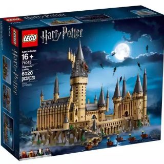 ตัวต่อ Lego (เลโก้) ปราสาท hogwarts จากเรื่อง แฮรี่พ็อตเตอร์