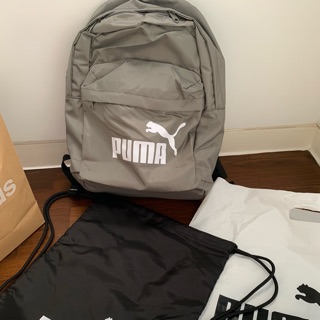 เป้puma แท้จากช็อป ป้ายแท็กครบค่ะ มีกุงpumaให้ด้วยนะคะ