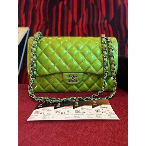 กระเป๋า Chanel Jumbo Classic 12" หนัง Patent สีเขียว