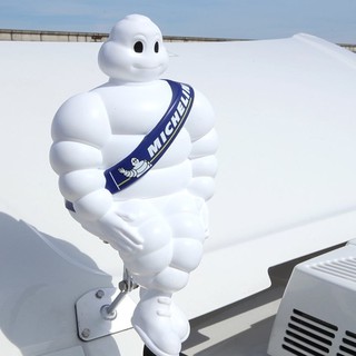 ตุ๊กตามิชลินแมน ของแท้ขนาด 8นิ้ว /16นิ้ว MICHELIN MAN MASCOT ตุ๊กตาติดหน้ารถ ของแต่งรถยนต์