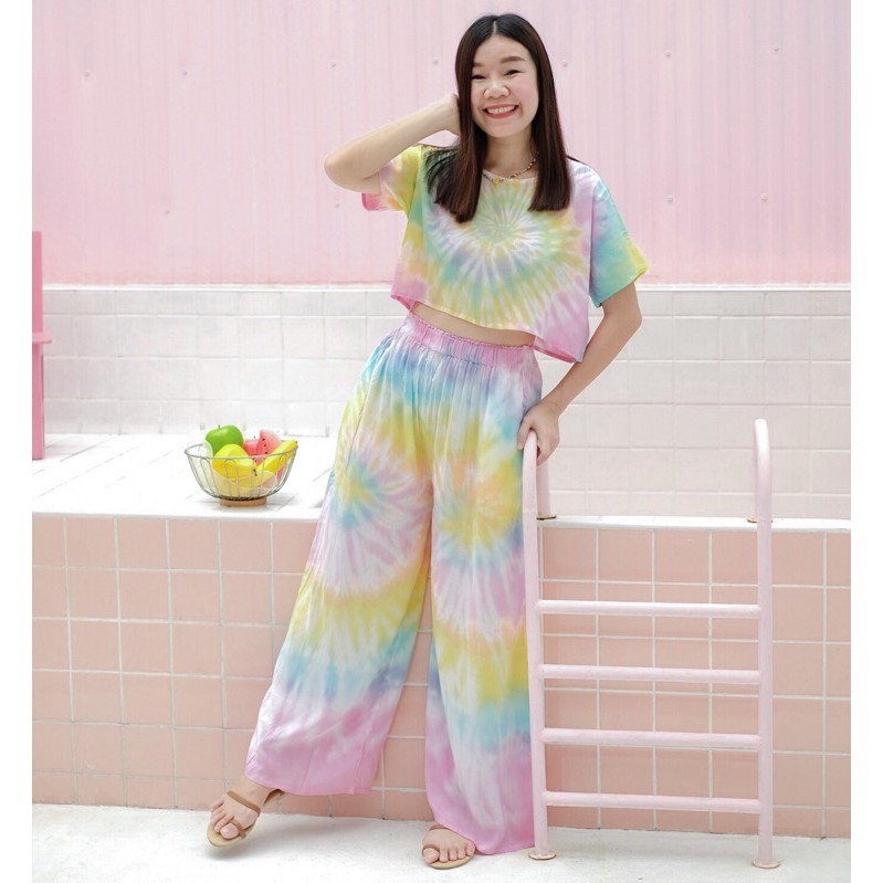 ชุดเซตเสื้อครอป+กางเกงขายาวสีพาสเทล